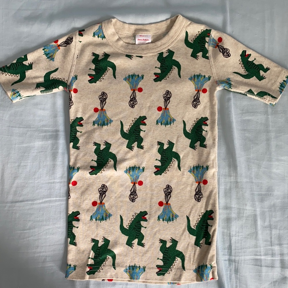 Hanna Andersson top size 140